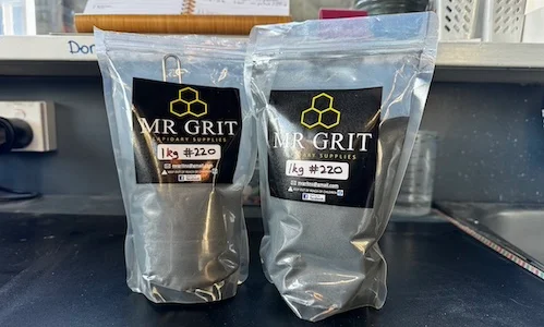 MrGrit - a new supplier of 220grit