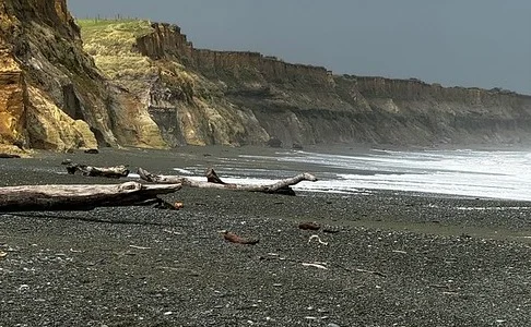 Southland's popular tourist spot - Gemstone Beach in front of the carpark